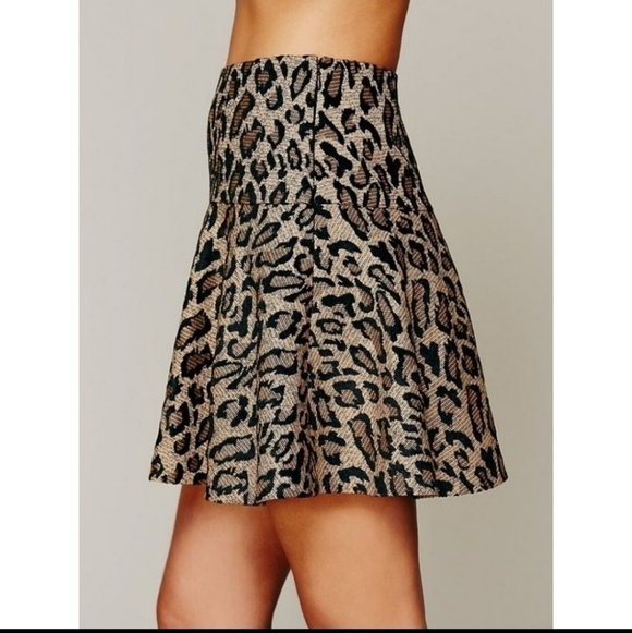 Free people chenille animal print cheetah skater circle mini skirt - Picture 4 of 9